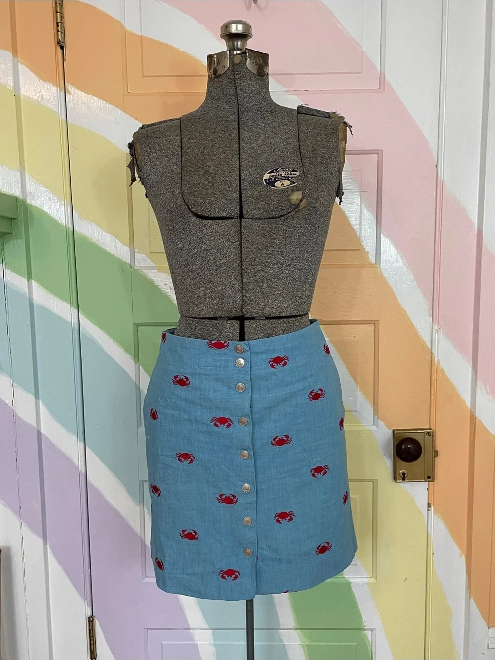 Lilly Pulitzer Chambray Embroidered Crab Snap Front Skirt White Label Sz 2 💛🎀